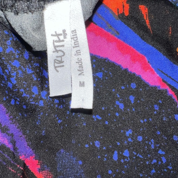 Colorful Top - Picture 5 of 6